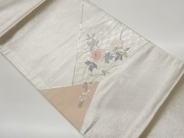 銀駒刺繍牡丹模様名古屋帯